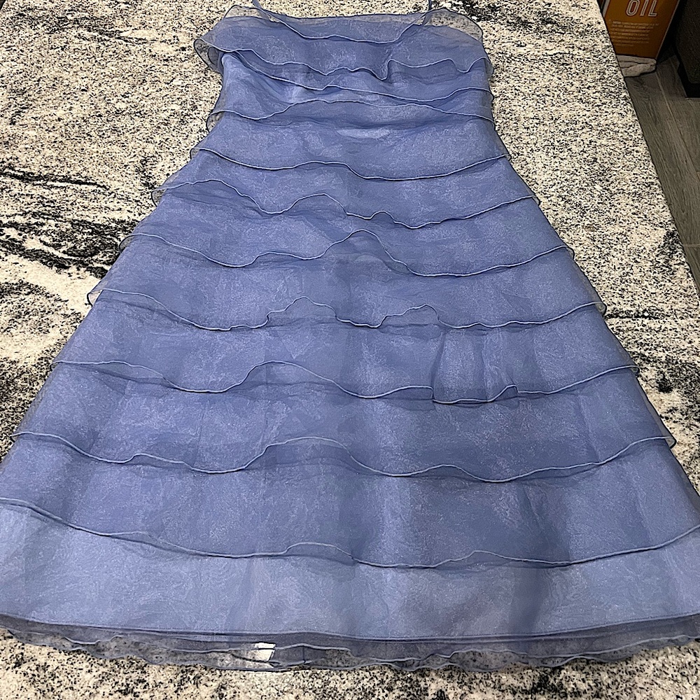 Size 10 lilac purple formal knee length dress bridesmaid hostess